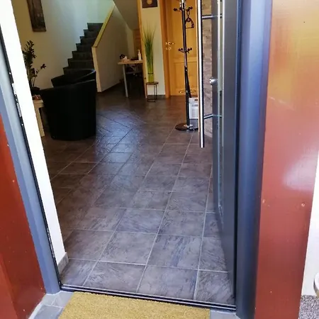 Wunderschone Ferienwohnung Mit Blick Auf Karawanken Apartment