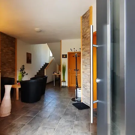 Wunderschone Ferienwohnung Mit Blick Auf Karawanken *
