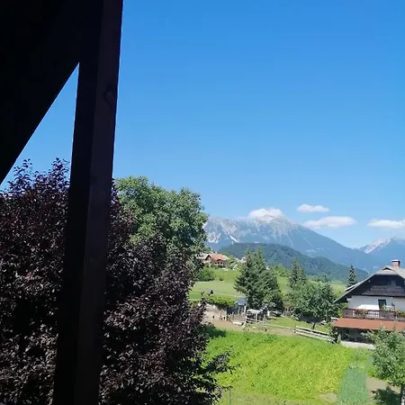 Διαμέρισμα Wunderschone Ferienwohnung Mit Blick Auf Karawanken Zgornje Gorje