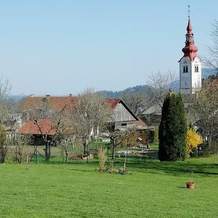 Wunderschone Ferienwohnung Mit Blick Auf Karawanken Διαμέρισμα Zgornje Gorje