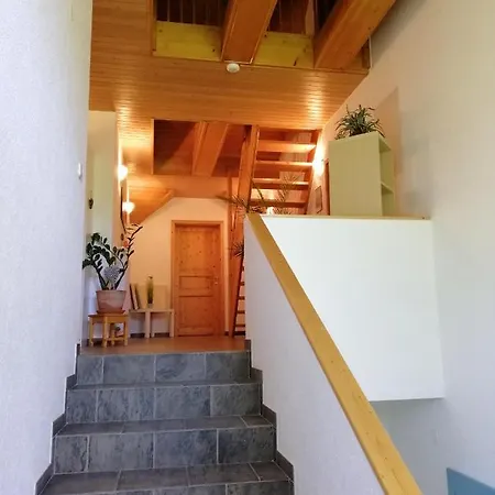 Wunderschone Ferienwohnung Mit Blick Auf Karawanken * Zgornje Gorje