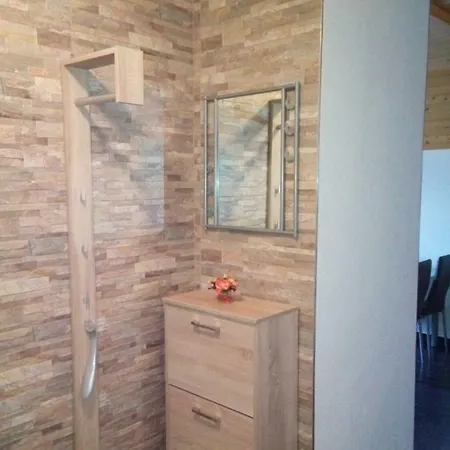 Wunderschone Ferienwohnung Mit Blick Auf Karawanken Zgornje Gorje