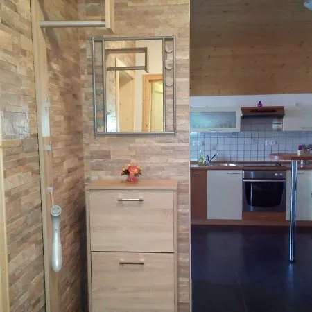 Apartment Wunderschone Ferienwohnung Mit Blick Auf Karawanken